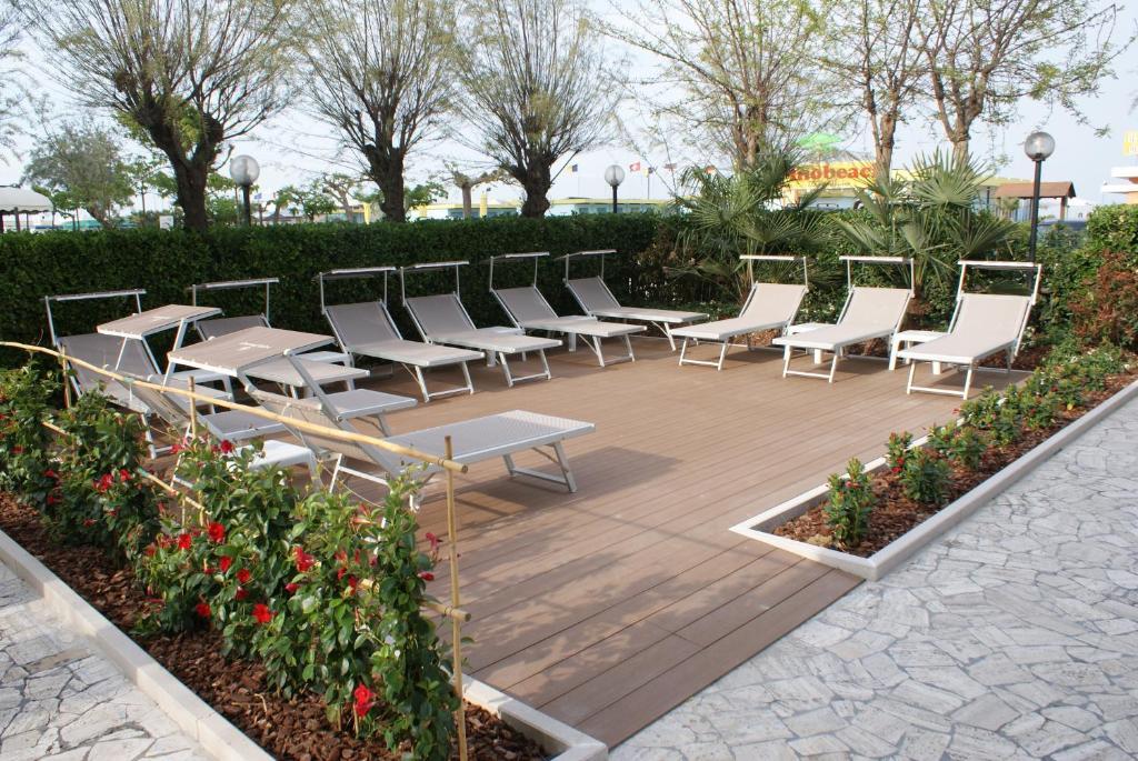 Hotel Granada Milano Marittima Esterno foto